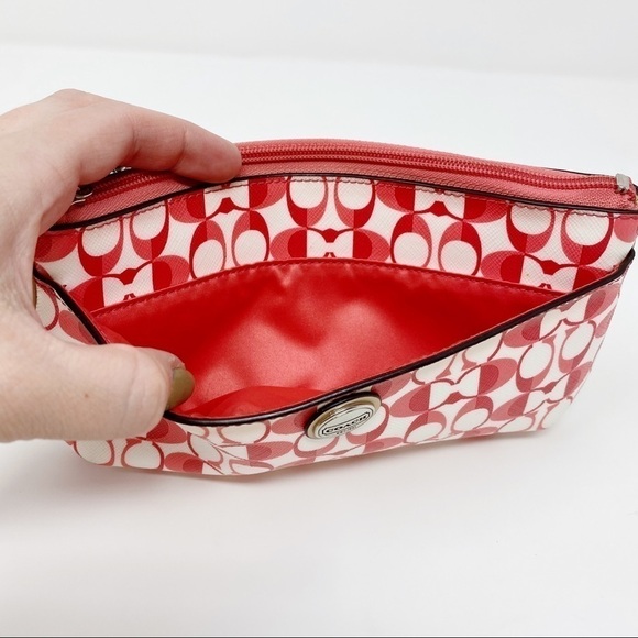 Coach Wristlet Go Go Peyton Dream Signature C Print Pink - Picture 6 of 13